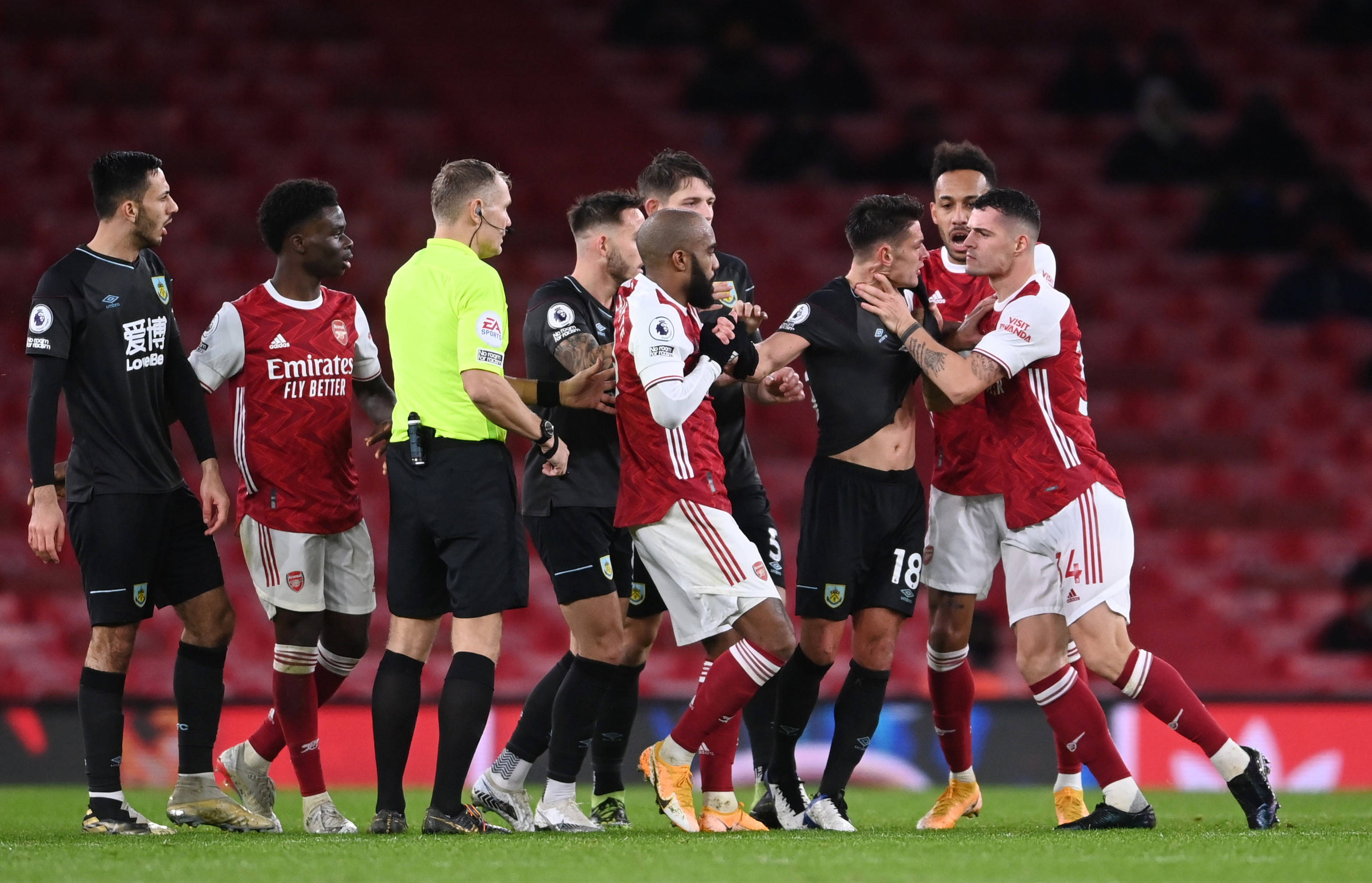 与其他强队 与其他强队