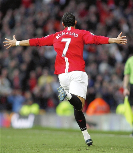 他时常在对 他时常在对